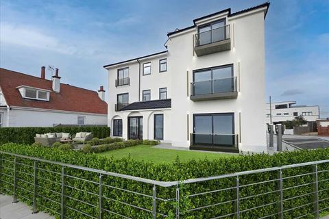 undefined, Walton on the Naze CO14