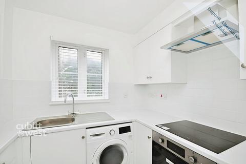 1 bedroom apartment to rent, Evelyn Way Wallington SM6
