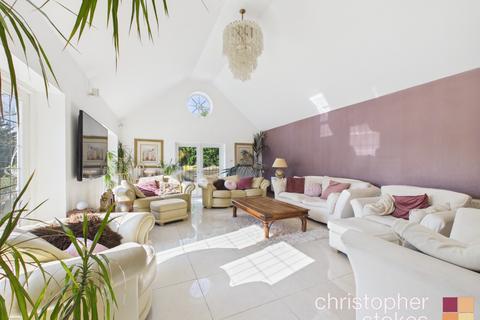 undefined, Bulls Cross Ride,Cheshunt, Hertfordshire, EN7 5HS