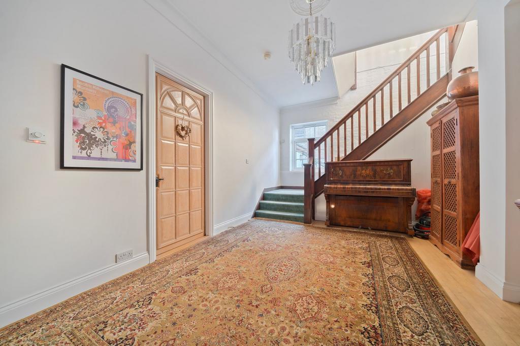 Entrance Hall (1)