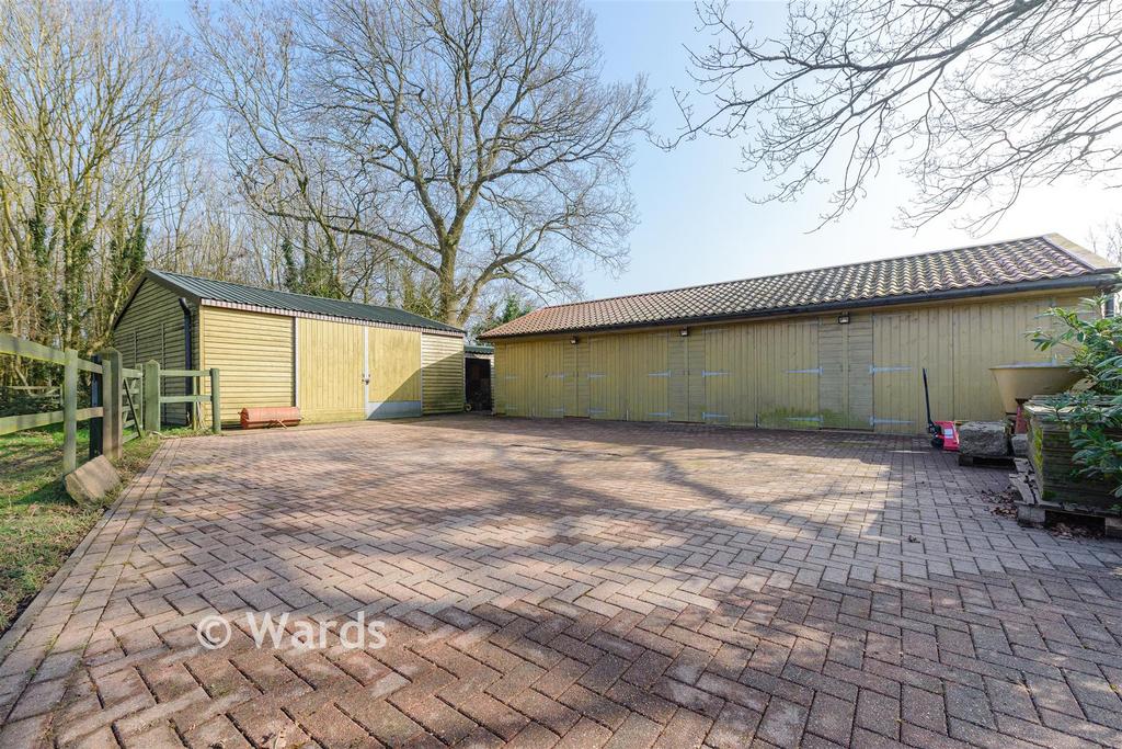 Workshop/Outbuildings