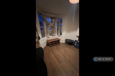 1 bedroom in a house share to rent, Elswick Road, London, SE13