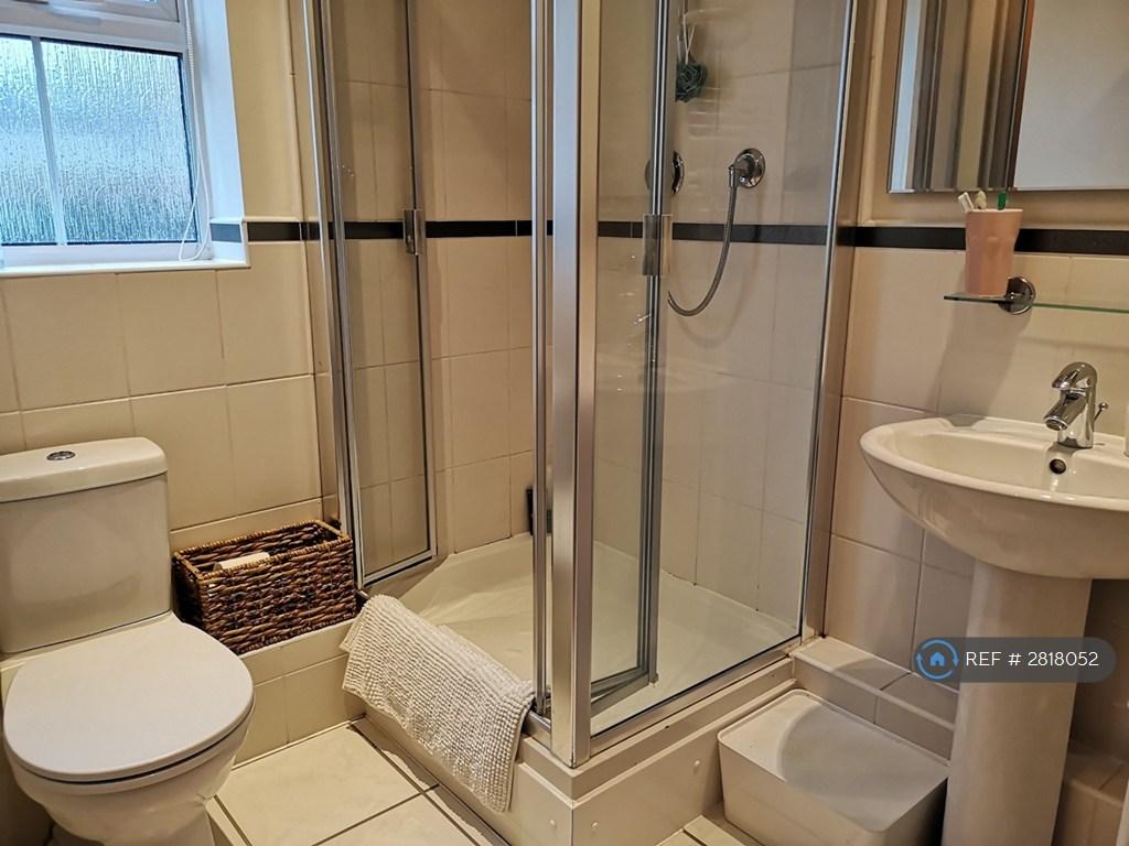 Ensuite Bathroom