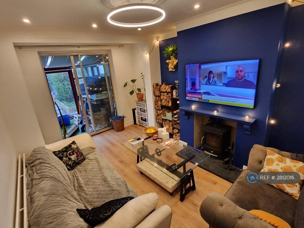 Living Room / Diner