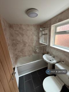 undefined, Station Road, Dunstable, LU5