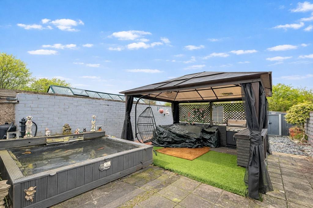 Rear garden