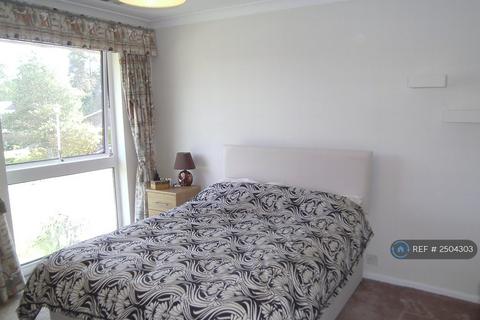 1 bedroom in a house share to rent, Quintilis, Bracknell, RG12