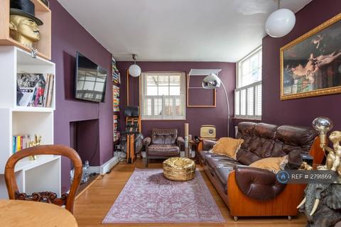undefined, Queensbridge Road, London, E2