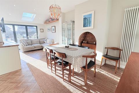 3 bedroom semi-detached house for sale, Greenend Road, Birmingham B13