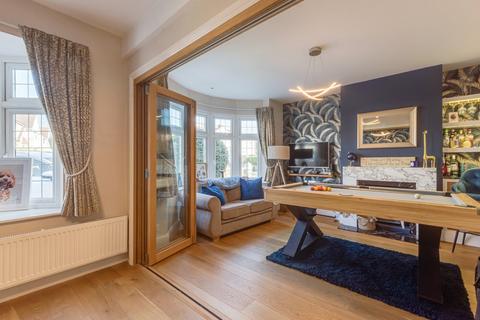 undefined, Hill Crest, Sidcup, DA15