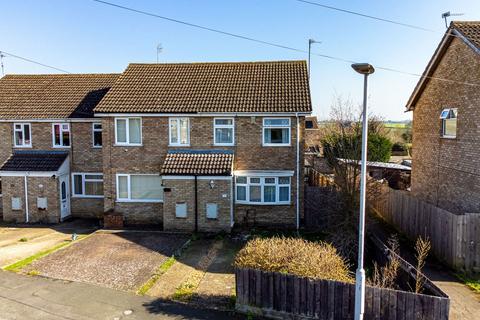 3 bedroom end of terrace house for sale, Norman Way, Wellingborough NN29