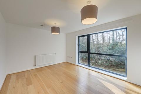2 bedroom flat for sale, Chiltonian Mews, London, SE13