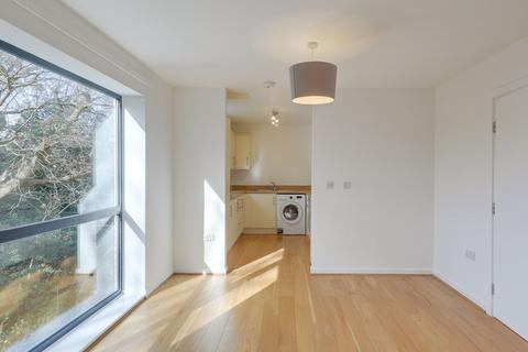 2 bedroom flat for sale, Chiltonian Mews, London, SE13