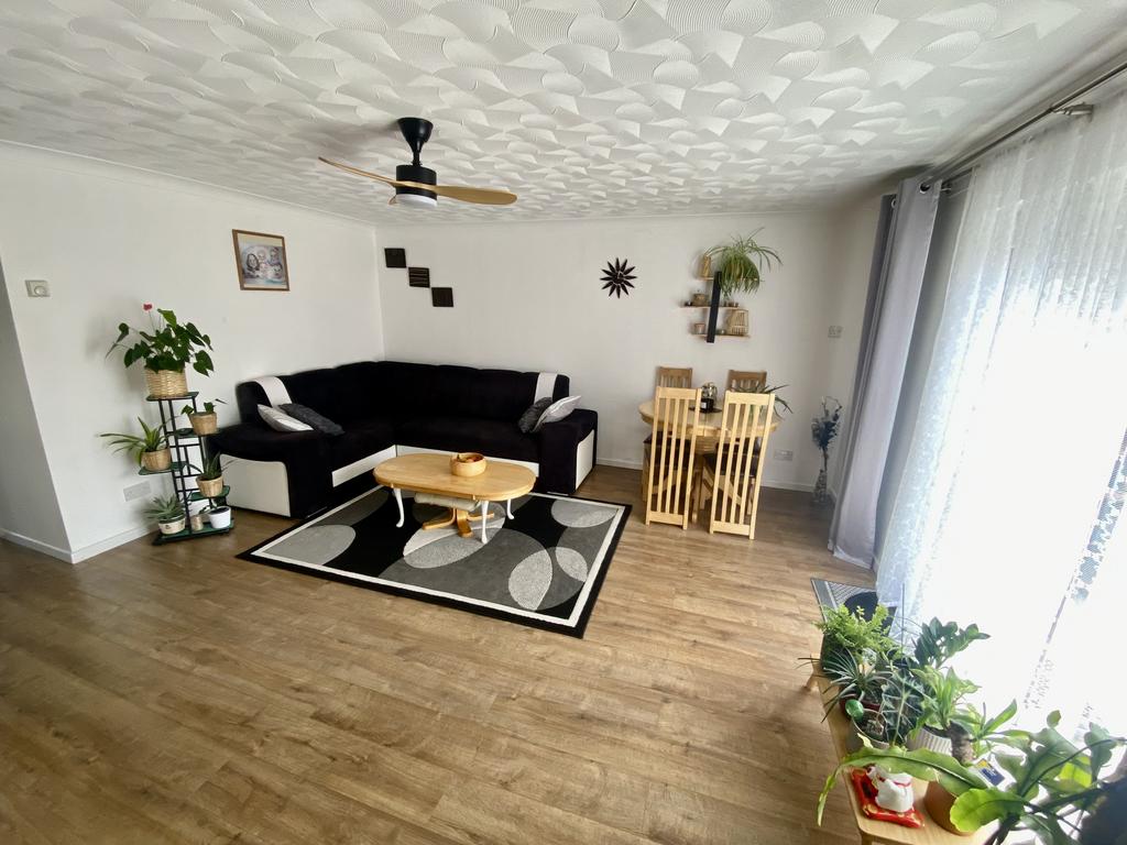 Lounge downsview 2
