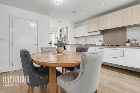 3 bedroom semi-detached house for sale, Green Shank Drive, Mexborough