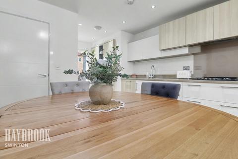 3 bedroom semi-detached house for sale, Green Shank Drive, Mexborough