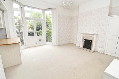 1 bedroom apartment to rent, Hova Villas, Hove