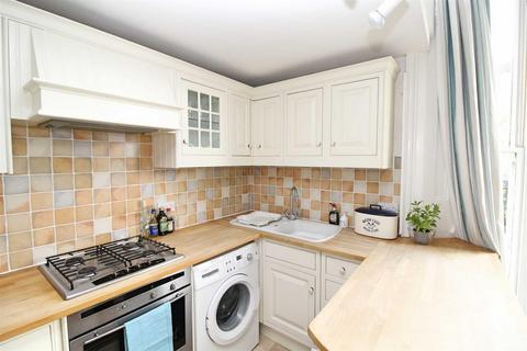 1 bedroom apartment to rent, Hova Villas, Hove