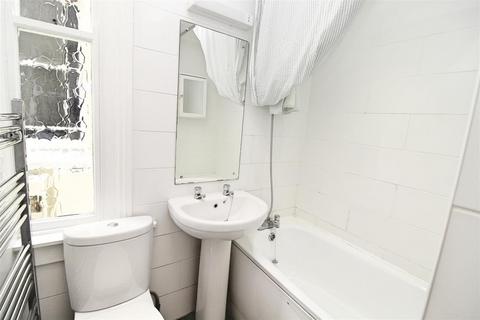 1 bedroom apartment to rent, Hova Villas, Hove