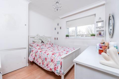undefined, Lynmouth Avenue, Morden