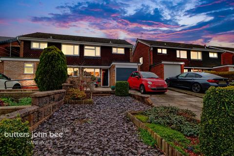 3 bedroom semi-detached house for sale, Ellington close Stoke-On-Trent ST2 9NX
