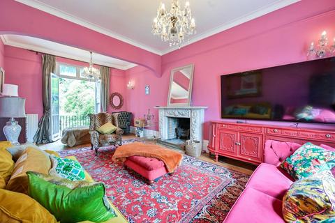 4 bedroom flat for sale, Honor Oak Road, Forest Hill, London, SE23