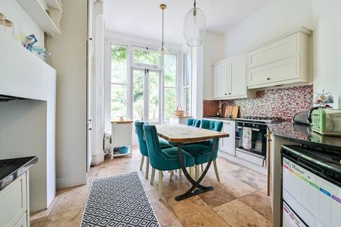 4 bedroom flat for sale, Honor Oak Road, Forest Hill, London, SE23