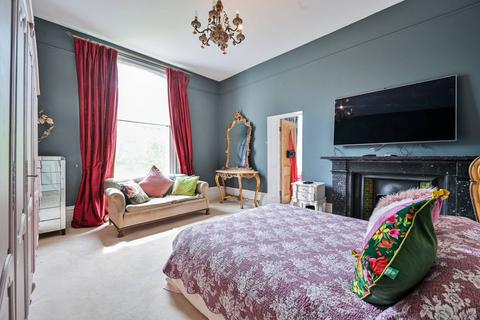 4 bedroom flat for sale, Honor Oak Road, Forest Hill, London, SE23