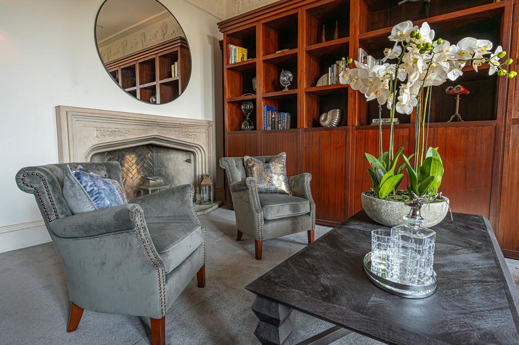 Cinema Room/Libary