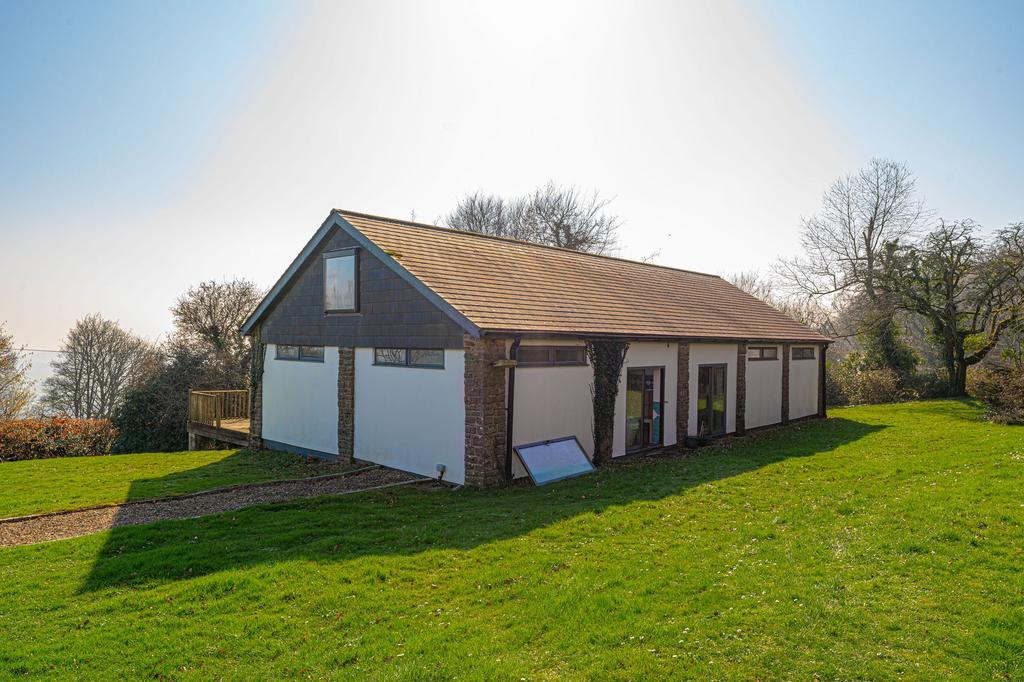 Pool House