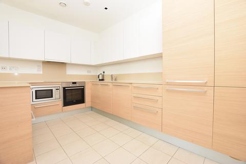 2 bedroom flat to rent, Camberwell Grove London SE5