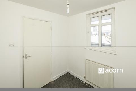 2 bedroom flat to rent, Hanover Park Peckham SE15