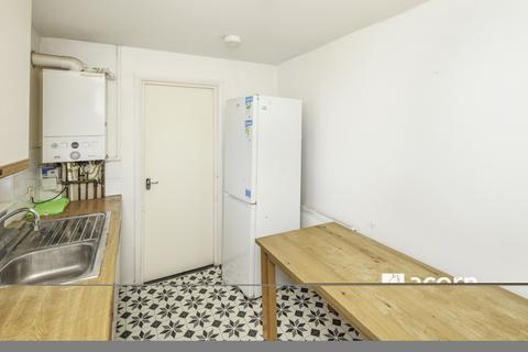 2 bedroom flat to rent, Hanover Park Peckham SE15