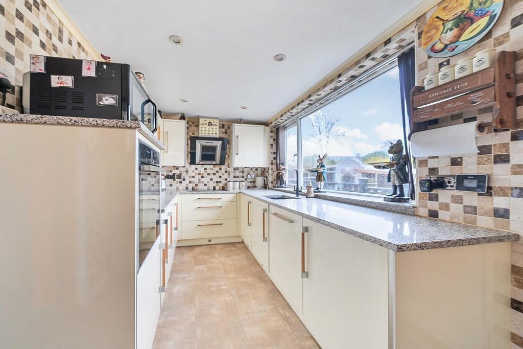 2nd view KITCHEN.jpg