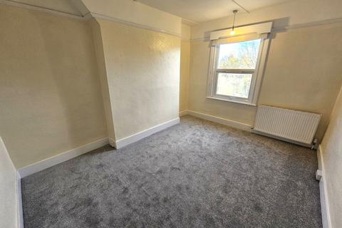 undefined, London Road,Twickenham,TW1 3RR