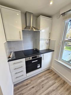 undefined, London Road,Twickenham,TW1 3RR