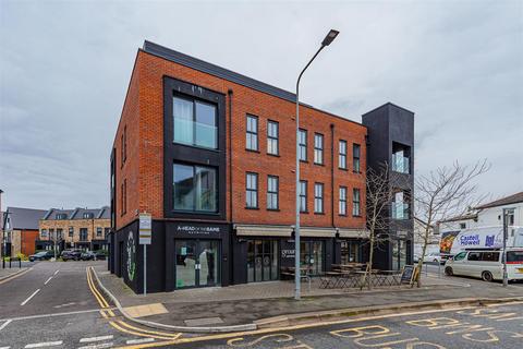 undefined, Tair Erw Gain, Cardiff CF11