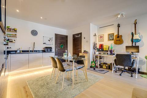 1 bedroom apartment for sale, Fairfax Drive, Southend-on-Sea, SS0