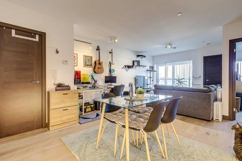 1 bedroom apartment for sale, Fairfax Drive, Southend-on-Sea, SS0