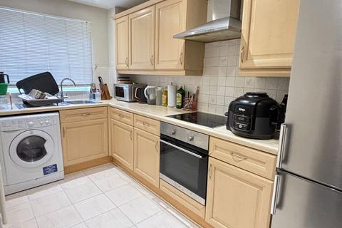 2 bedroom ground floor flat for sale, Ebberns Road, Hemel Hempstead HP3