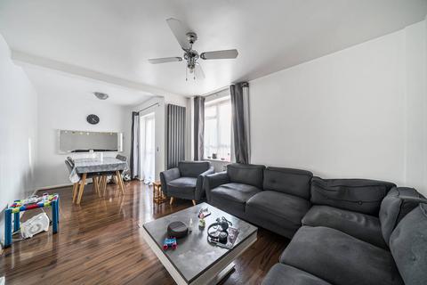 3 bedroom maisonette for sale, Leigham Court Road, Streatham Common, London, SW16
