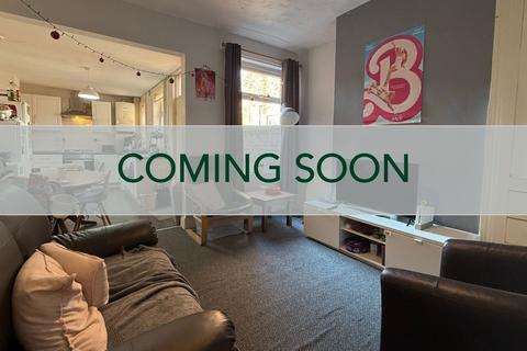 4 bedroom house to rent, Crofton Street, Manchester, M14