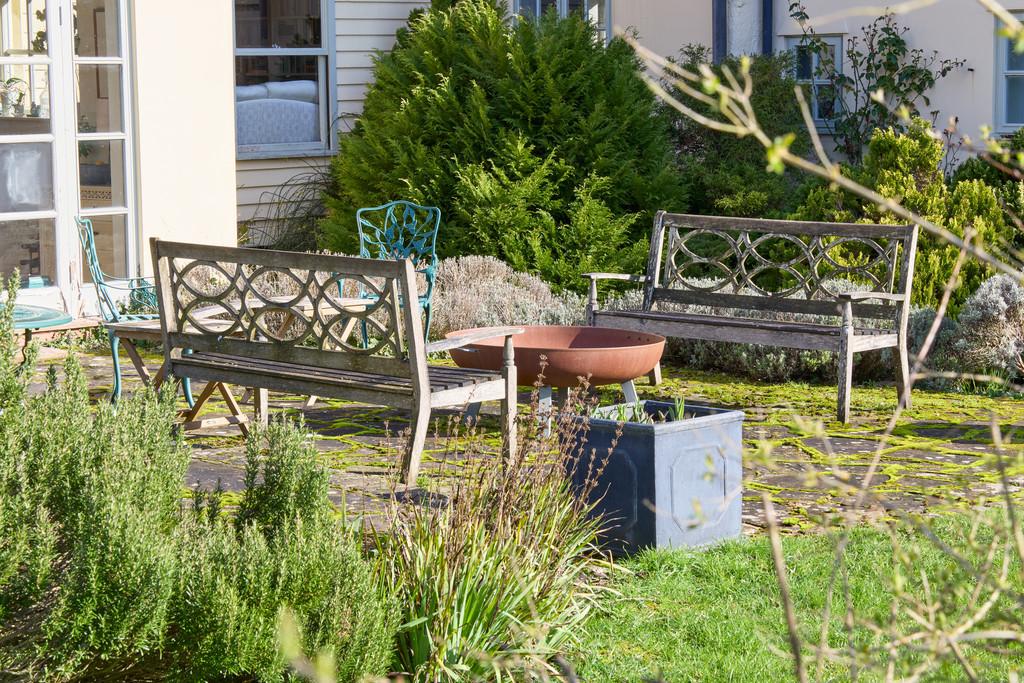 Brook Cottage 0203260042
