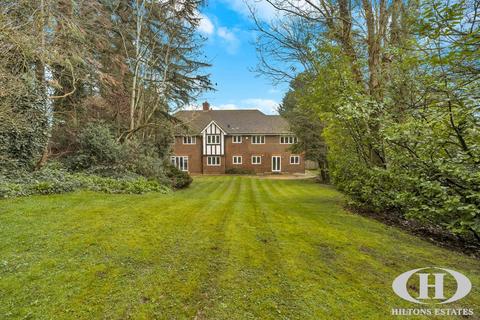 6 bedroom detached house for sale, South Park Drive, Gerrards Cross