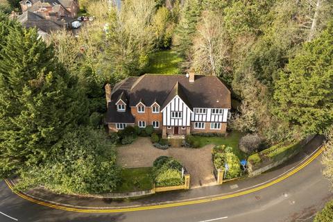 6 bedroom detached house for sale, South Park Drive, Gerrards Cross
