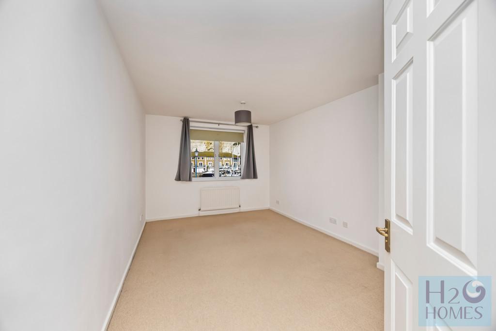 The Strand, Collingwood Court, Flat 69-002