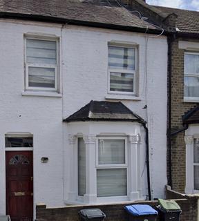 House share to rent, Shrubbery Road, London N9
