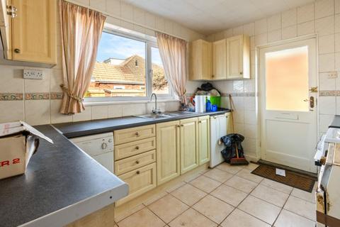 3 bedroom bungalow for sale, Silver Street, Holton le Clay, Grimsby, DN36