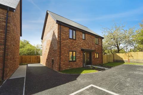 4 bedroom detached house for sale, Farm Field Place, Herstmonceux, Hailsham