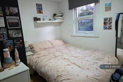 undefined, Sandmere Road, London, SW4